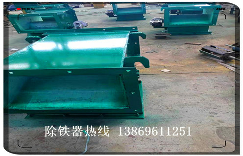 永磁管道除鐵器，吉林電動永磁管道除鐵器_內部構造結構圖_吉林電動永磁管道除鐵器工作原理_安裝示意圖
