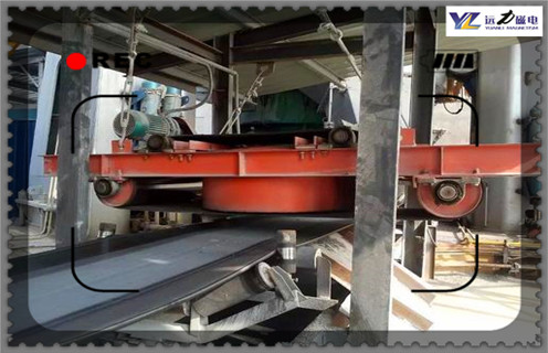 自卸式電磁除鐵器，新疆自冷自卸式電磁除鐵器_技術參數_新疆自冷自卸式電磁除鐵器工作原理_國家標準生產廠家 