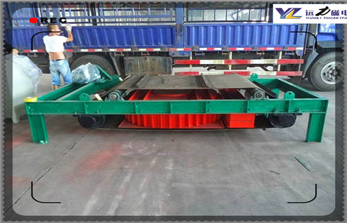 除鐵器皮帶，新疆除鐵器離皮帶的距離_新疆除鐵器離皮帶的距離皮帶原因及如何調_刮板價格 