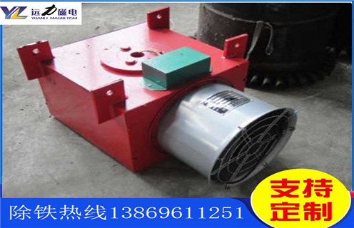 自卸式風冷電磁除鐵器，貴州懸掛自卸式風冷電磁除鐵器_選型_貴州懸掛自卸式風冷電磁除鐵器公司多少錢參數工作原理生產價格工作原理_價格