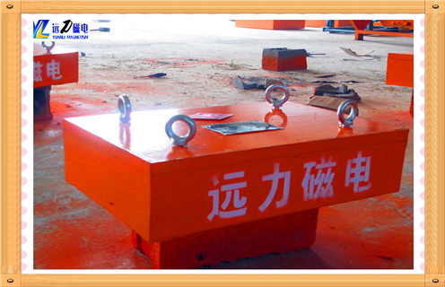 懸掛式永磁除鐵器，河北懸掛式永磁除鐵器的制作方法_內(nèi)部磁塊安裝方法_河北懸掛式永磁除鐵器的制作方法定制供應(yīng)生產(chǎn)型號(hào)視頻定制供應(yīng)型號(hào)價(jià)格  